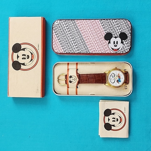 EUC Vintage Rare Disney Daydreaming Goofy Watch main image 13